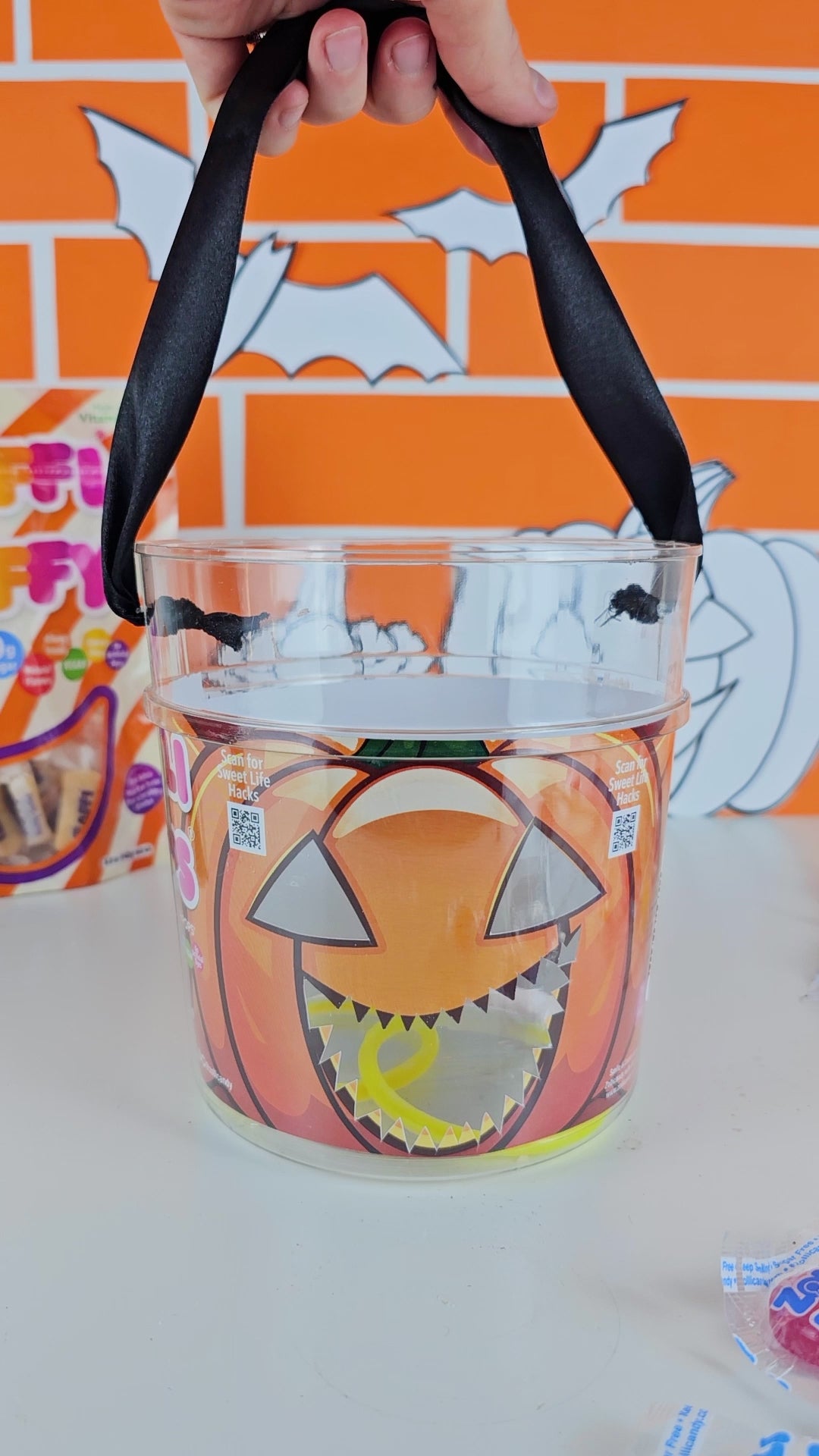 Make Your Own Halloween Trick or Treating Tub